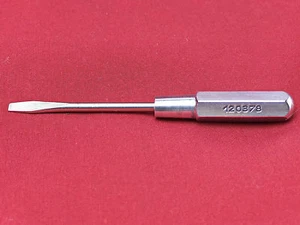 Vintage Singer 120378 Spannschraubendreher Nähmaschine federleicht 222 221 - Bild 1 von 3