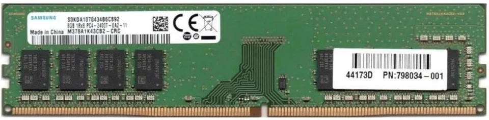 Mémoire RAM SAMSUNG 8Go M378A1K43CB2-CRC 1Rx8 PC4-2400T DDR4 PC4-19200 2400 MHz - Bild 1 von 1