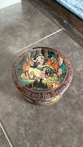 Vintage Disney Snow White And The Seven Dwarfs Tin Container Made in England
