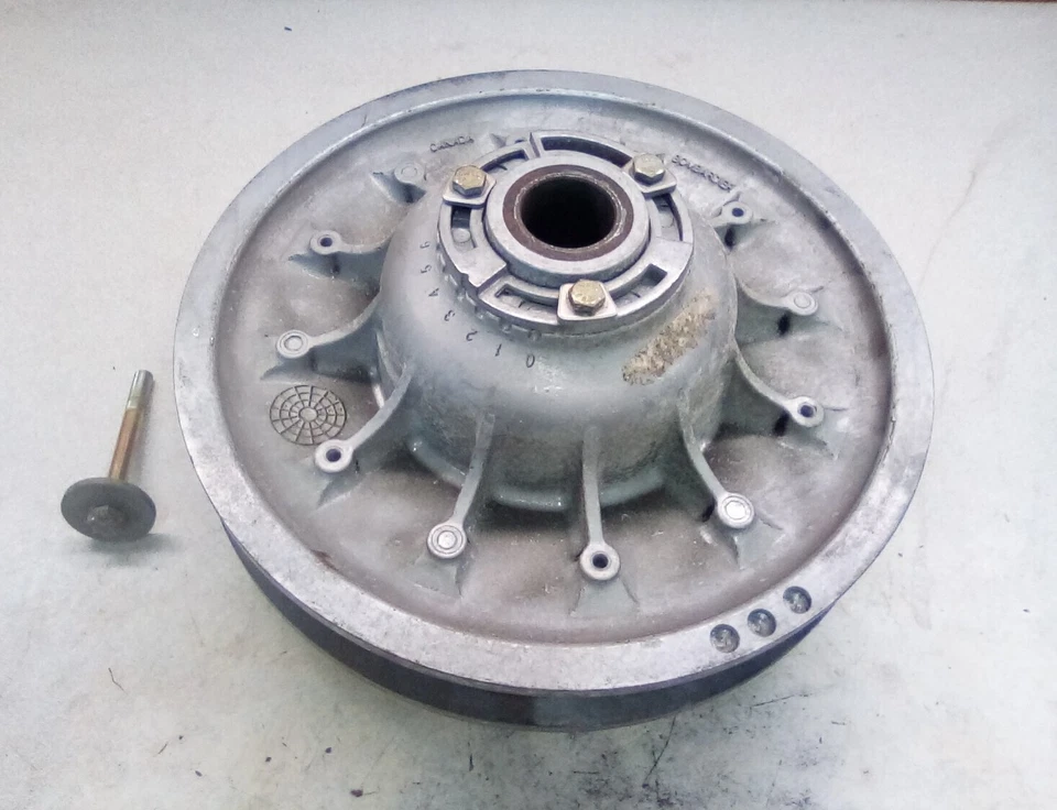 Ski-Doo Legend 500 ss GT 2004 embrague secundario polea motorizada rer Foto 1 de 4