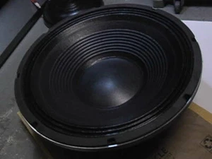 Eminence Definimax-4015LF 15-inch Woofer. Original New Old Stock! Very Rare! - Picture 1 of 12