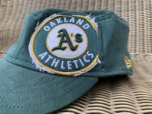 MLB Oakland A's New Era 39Thirty UNIQUE Distressed Patch Cap Hat M / L - Picture 1 of 10