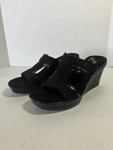 Sandalias Anne Klein para mujer talla 10M negras cuña gamuza punta abierta sin cordones - Imagen 1 de 8