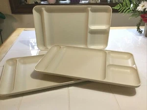 3 bandejas divididas apilables de colección Tupperware estilo cafetería almuerzo camping picnic TV - Imagen 1 de 10