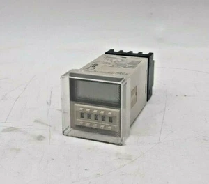Omron H3C-A Solid State Timer w/ Omron P3GA-11 Relay Socket - Picture 1 of 5