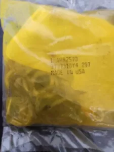 AR82570 John Deere Breakaway Coupler Overhaul Kit - NOS NEW Genuine OEM JD Part - Picture 1 of 1
