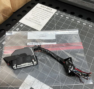 2011 2012 CADILLAC SRX Fuel Pump Control Module 20867260 Wiring Harness Pigtail - Image 1 of 4