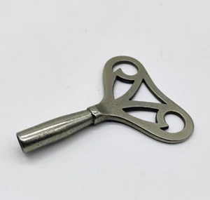 Llave de reloj decorativa vintage de 2 1/2 pulgadas - Imagen 1 de 2