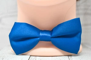 CHILDREN'S/INFANTS ROYAL BLUE PRE-TIED BOW TIE SATIN ADJUSTABLE STRAPS - Picture 1 of 6