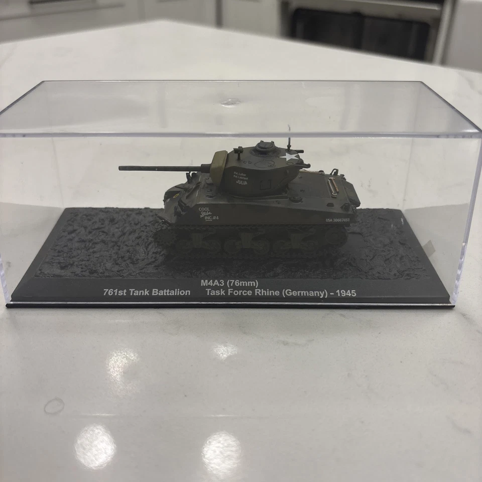 M4A3 (76mm), 761st Tank Battalion, Task Force Rhine (Germany) 1945, 1:72 scale - Image 1 of 3