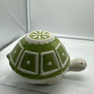 New Pier 1 Nesting Stacking Turtle Measuring Cups Holder Set Spring Colors NIB - Picture 1 of 4