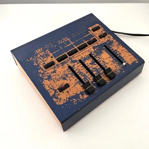 BOSS VT-1 Voice Transformer Multi Effects Analog Built-in Effects Modular - Picture 1 of 6