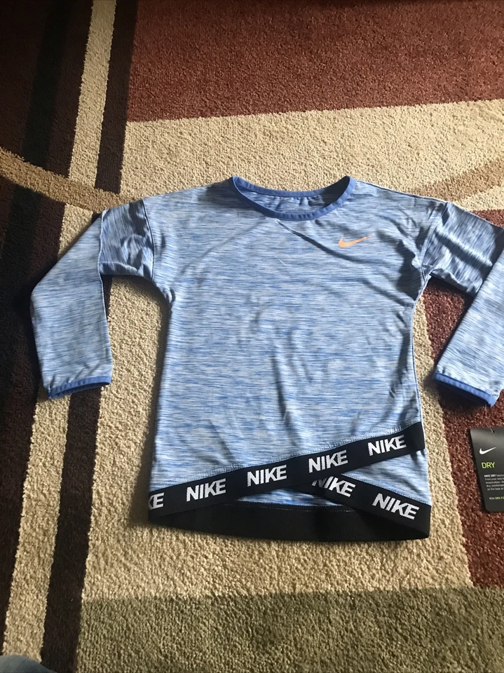 Girl's Youth Nike Dry Dri-Fit Therma Long Sleeve Shirt
