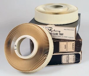 SET OF 5 SLIDE TRAYS, HOLDS 100 SLIDES FITS VARIOUS PROJECTORS - Picture 1 of 1