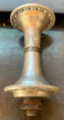 Vintage Road Bike Shimano 600 Small Flange Quick Release Front Hub 36 Holes - Image 1 of 4