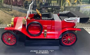 EAGLE Collectibles FORD Model T Sedan 1/18 scale #4302 -RED- NIB - Picture 1 of 8