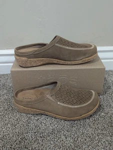 Size 9-9.5 Women's Taos Arla Taupe Suede Brown Comfortable Slip On Clog Shoes - Picture 1 of 8