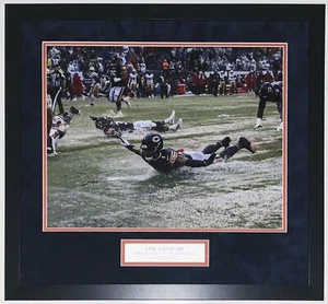 Chicago Bears 2022 Opening Day Rain Storm Victory 16x20 Photo Framed & Plate - Picture 1 of 4