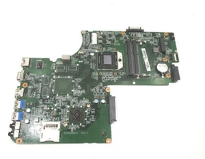 TOSHIBA Satellite L70D-A Laptop Motherboard with AMD A10-5750M @ 2.50 GHz CPU - Bild 1 von 7