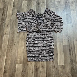 Vestido Casa Blanca Mercado Negro Talla Pequeña Geométrico De Gran Tamaño Parte Superior Ajustada Parte Inferior - Imagen 1 de 7