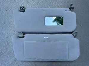 Nissan Patrol Y60 GR RD28T SWB 1989 sun visors 9640128J11 9640028J71 - Picture 1 of 2