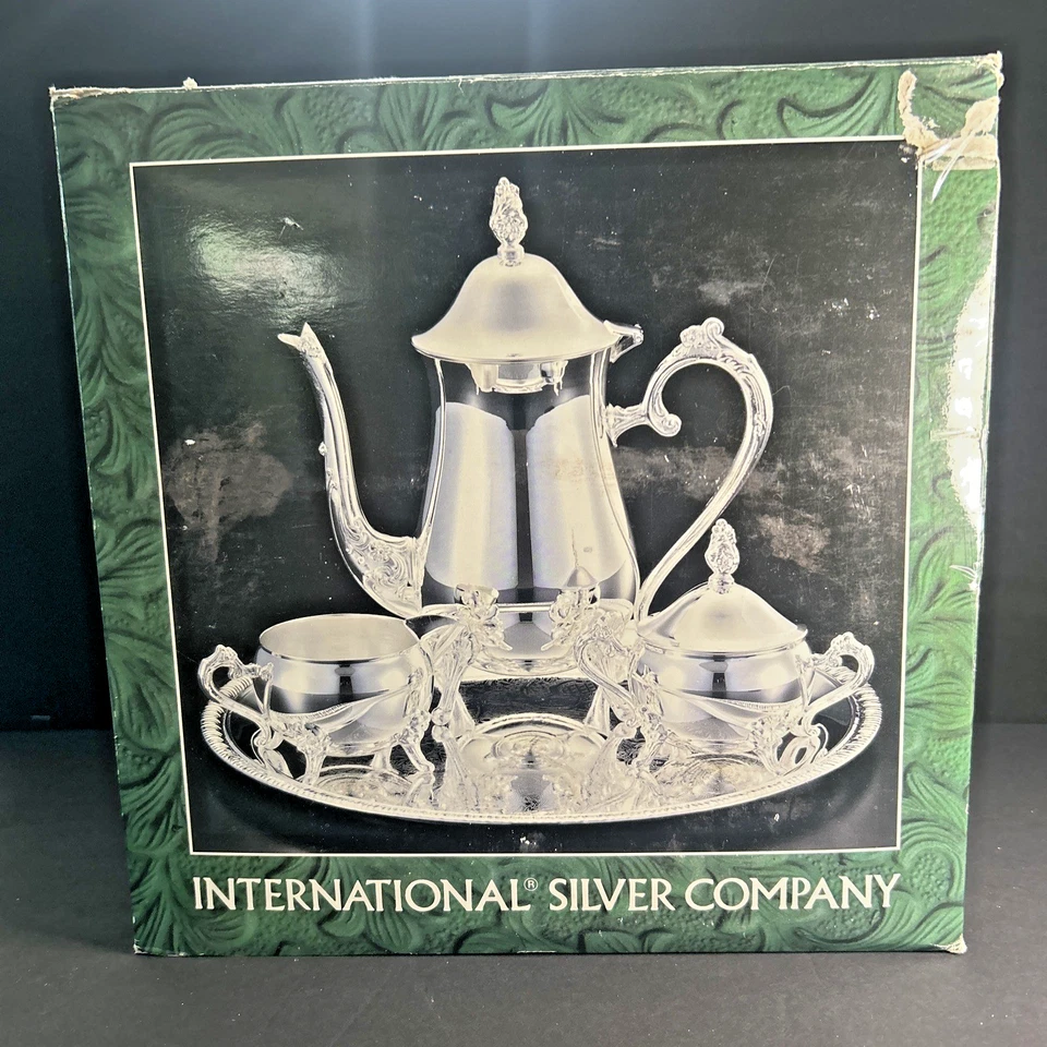 International Silver Company enchapado en plata 4 piezas Juego de café DE COLECCIÓN NUEVO EN CAJA *LEER* Foto 1 de 4