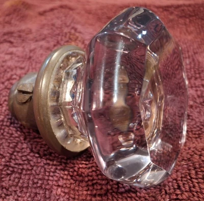 ANTIGUO POMO DE PUERTA DE CRISTAL PÚRPURA TRANSPARENTE OCTOGONAL Foto 1 de 4