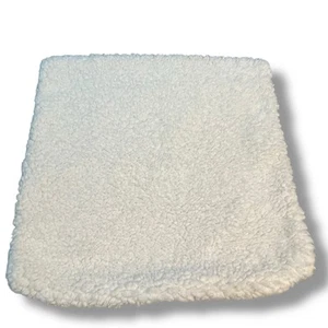 Pottery Barn Pillow Cover Sherpa Faux Fur Sheepskin Fleece 18 x 18" Ivory Zip - Picture 1 of 9