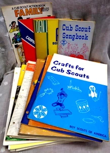 Lot/21 BSA CUB SCOUTS Songbook FAMILY Camping CRAFTS How-To Handbook Booklets+++ - Picture 1 of 13
