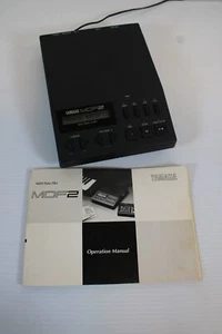 Yamaha MIDI Data Filer MDF2 include manuale originale per ricambi o riparazioni - Foto 1 di 11