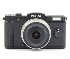 Ricoh Pentax Q 01 Standard Prime Black Digital Camera with 1.9/8.5mm Lens - Picture 1 of 5