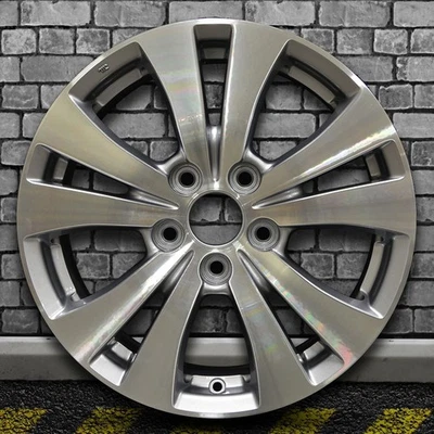 Machined Medium Silver OEM Factory Wheel for 2014-2015 Honda Odyssey - 17x7 - Image 1 of 3