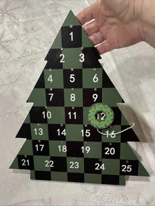 Countdown to Christmas 25 Day Christmas Tree Wooden Advent Calendar Magnet Wall - Picture 1 of 5