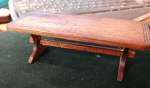 Puppenhaus Miniatur Couchtisch 1:12 Öl eingerieben massiv Mahagoni  - Bild 1 von 4