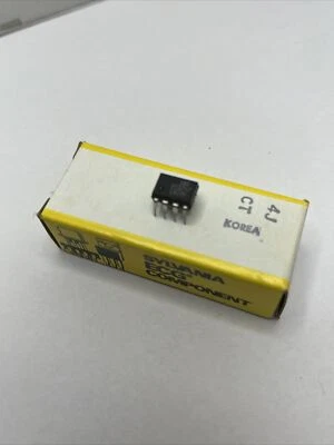 ECG747 - IC Low Level Video Detector - 8PIN DIP - NOS - Image 1 of 3
