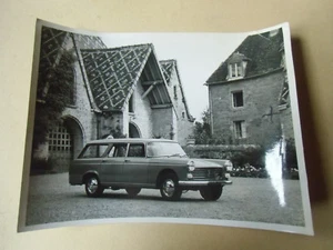 Original Peugeot 404 Break Super Luxury Print Photo - Picture 1 of 2
