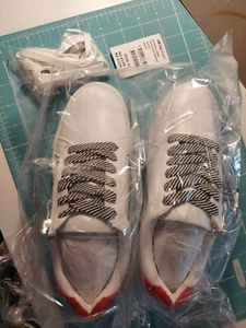 TS Taking Shape Love & Kisses White Sneakers Red Hearts Size 37, New - Picture 1 of 7