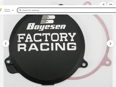 Boyesen YAMAHA MJ 50 TOWNY 1981 1982 NOS ALUMINIO Cubierta de encendido de fábrica negra Foto 1 de 2