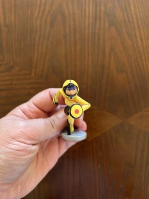 迪士尼 Big Hero 6 Character Go Go Tomago 2.5 英寸黄色 PVC 公仔蛋糕装饰 — 第 1/4 张图片