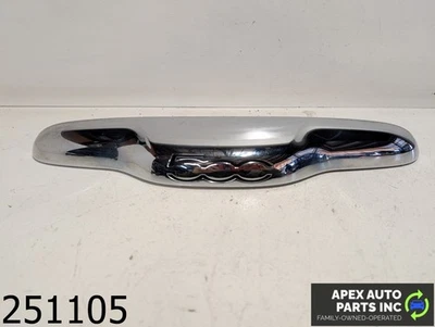 OEM 2012 Fiat 500 POP Rear Trunk Chrome Molding Trim Handle Hatch Latch Button Foto 1 de 4