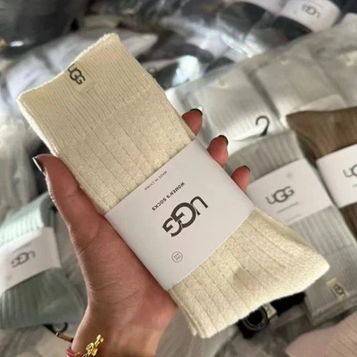NUEVOS UGG Calcetines Acanalados Super Pile para Mujer - Slouchy Threaded Crew - Regalo Perfecto Foto 1 de 4