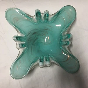 Vintage Murano 9" weißes Gehäuse türkis Glas Wirbel Aschenbecher Goldflocken Blumenform - Bild 1 von 11