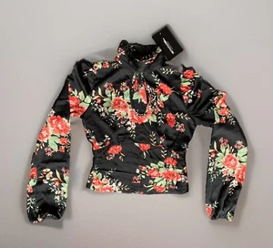 Pretty Little Thing Cropped Plunge Top T Shirt Black Roses Flowers Size 8 - Picture 1 of 4