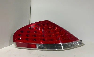 BMW 645i 650i M6 E63 E64 2004-2007 luz trasera izquierda 63217170975 OEM Foto 1 de 4