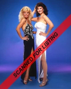 Partners in Crime TV SHOW Lynda Carter & Loni Anderson 8X10 PHOTO #9234 - Picture 1 of 1