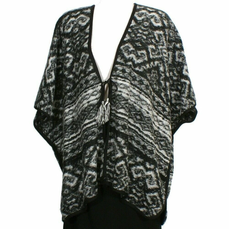 Lucky BRAND Western Poncho Jacket Black White Tassel Tie Short Sleeve 7w71645 One Size