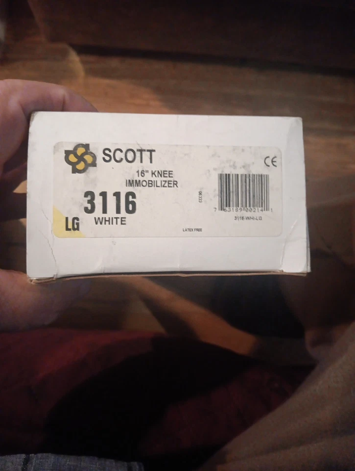 Inmovilizador de rodilla uniespuma SCOTT 16" espuma azul nuevo en caja  Foto 1 de 1