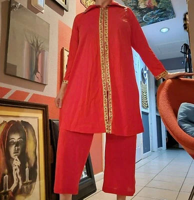 Vintage 60s 70s Lorraine Red + Gold Metallic Trim Lounge PJ Set Mod Regency Glam - Image 1 of 4