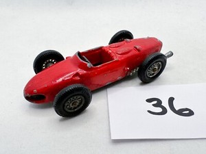 VINTAGE MATCHBOX LESNEY # 73B FERRARI F1 RACING CAR DIECAST TOY MODEL 1963 RED