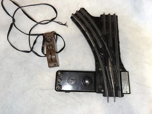 Lionel Postwar 022 Operating Left Hand Switch with Controller - Tested - Picture 1 of 3